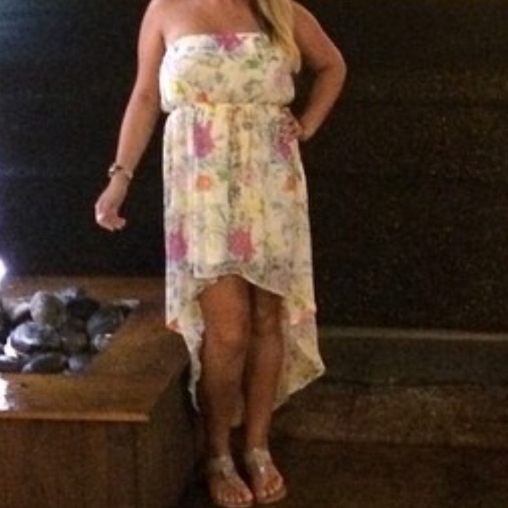 Strapless dress